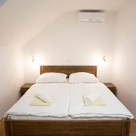 Aparthotel U Solisu *