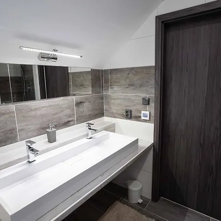 Aparthotel U Solisu *